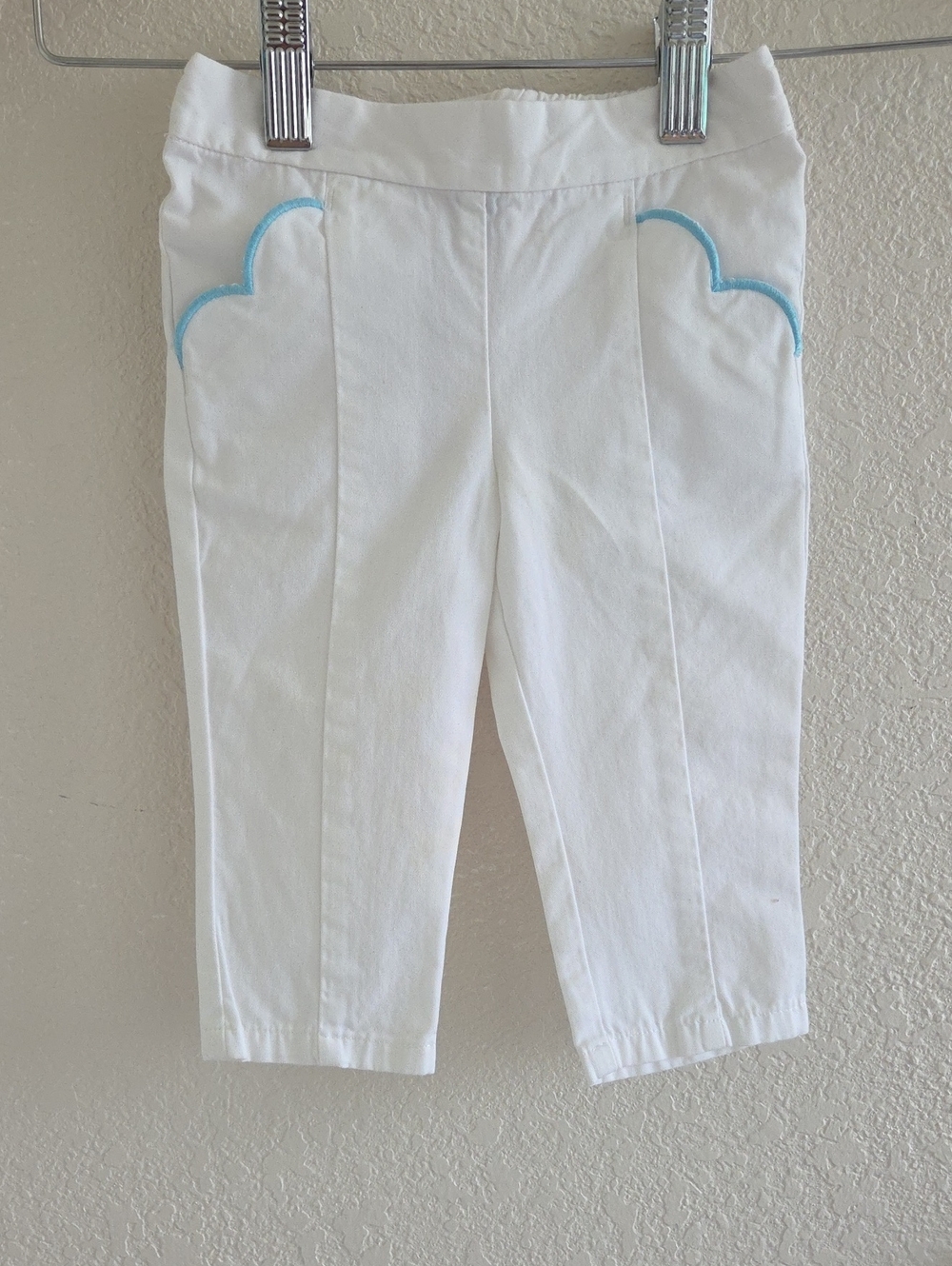 Janie and Jack White Capri Pants with Light Blue Scallop Trim